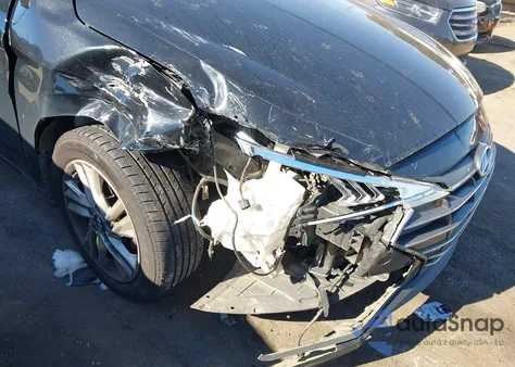 2020 Hyundai Elantra Sel z USA, uszkodzony, nr VIN 5NPD84LF4LH543604